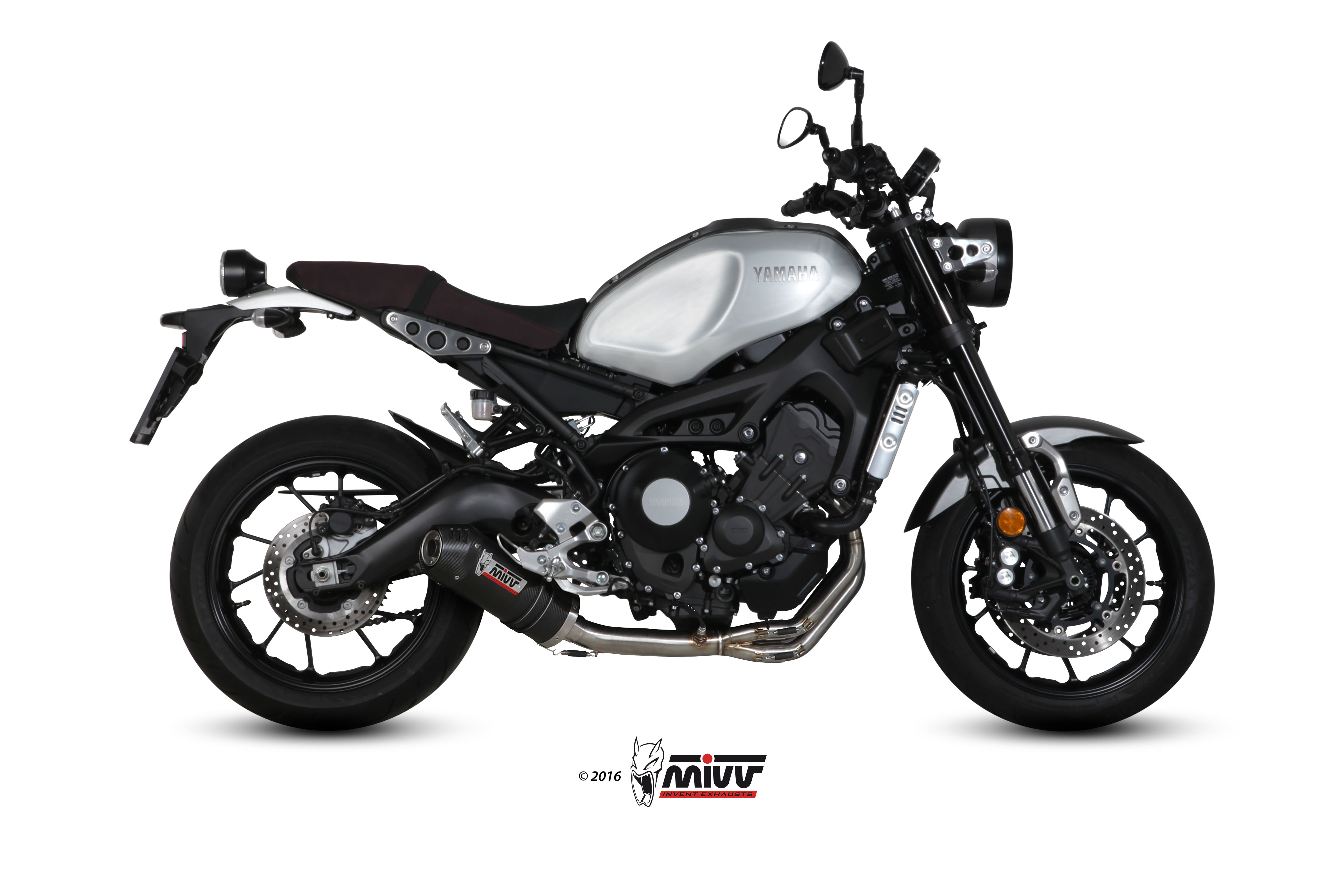 Mivv Oval Carbon met Carbon Endcap Compleet 3-1 Uitlaatsysteem met E-keur Yamaha XSR 900 2016 > 2022